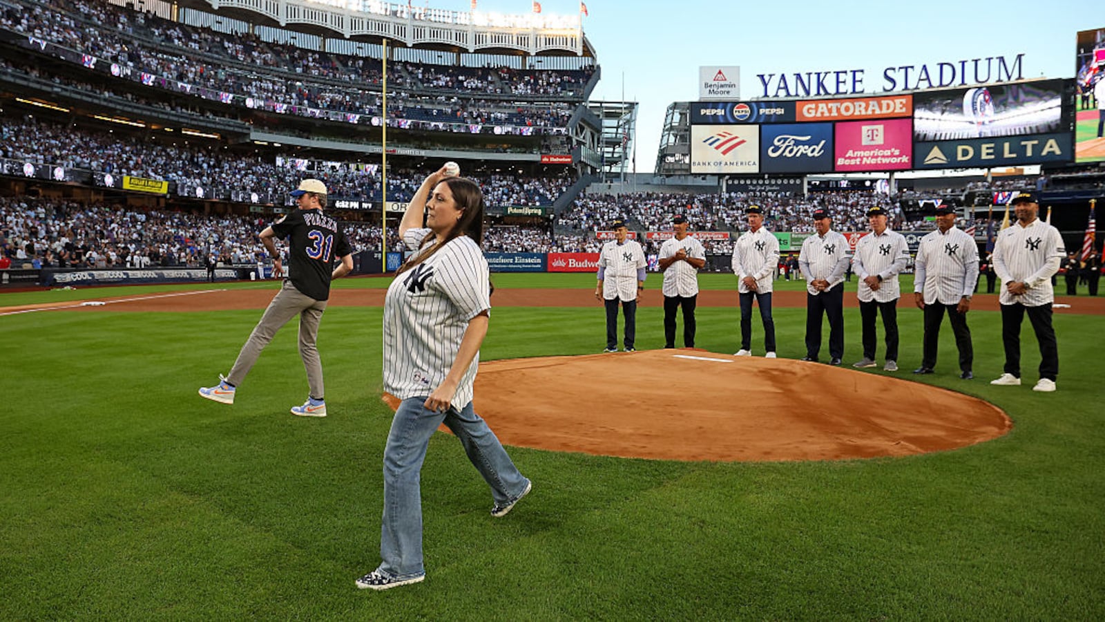 Daughter Of 9/11 Victim Throws Out First Pitch As Yankees Mark 25 Years Of Attacks