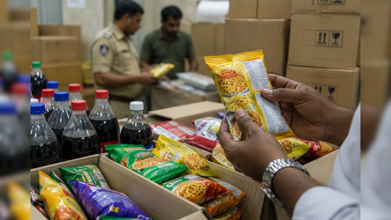 तुकाराम ने पकड़ा नया स्कैम- Maggi, Lay's, Kurkure के पैकेट में फर्जीवाड़ा कर सेहत से हो रहा खिलवाड़