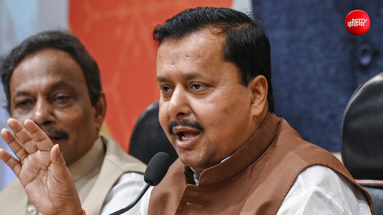 मैं राहुल मियां से कहता हूं... वंदे मातरम की बात पर हलद्वानी में क्या बोले नितिन नवीन
