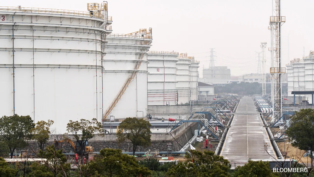 China's Waning Appetite For Oil Is Keeping Emissions In Check