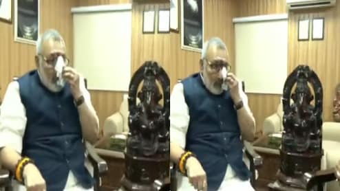Exclusive: पीएम मोदी पर बोलते हुए क्यों रोने लगे गिरिराज सिंह? दोनों की पहली मुलाकात के अनसुने किस्से