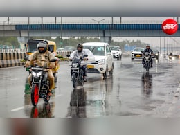 कब तक बरसेंगे मॉनसूनी बदरा? बिहार, यूपी, MP में बाढ़ जैसे हालात, आज 15 राज्यों में मूसलाधार बारिश का अलर्ट