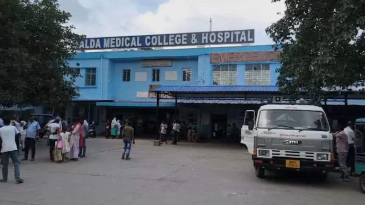 89 नवजात मौतों के मामले में स्वास्थ्य विभाग की बड़ी कार्रवाई, मालदा मेडिकल कॉलेज के टॉप अफसरों पर गिरी गाज