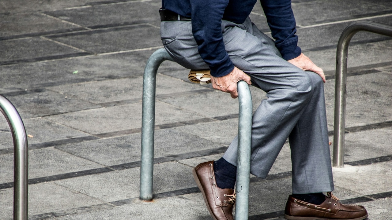 Do Trouser Creases Mean They Are Too Tight? 10 Fit Myths Explained Do Trouser Creases Mean They Are Too Tight? 10 Fit Myths Explained
