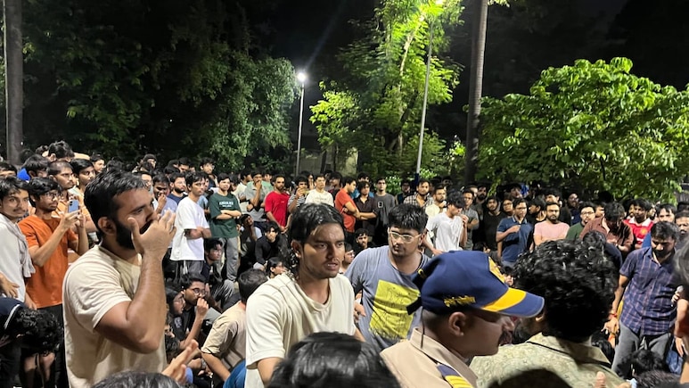 Mental Health Reforms, No Action Against Protesters: Inside IIT Bombay Students' 18-Point Charter