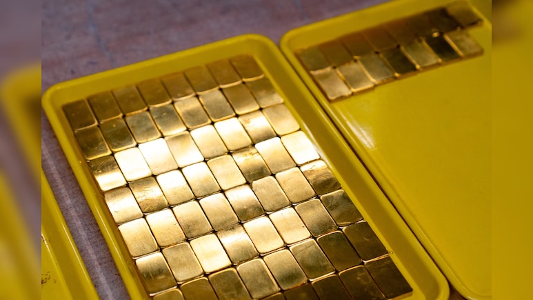 Gold Holds Gain As Trump's War Comments Ease Inflation Jitters