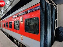 साइड लोअर बर्थ पर आंटियों का कब्जा, बोली- बेटी तुम ऊपर वाली पर जाओ; फिर लड़की की बात सुनकर छा गया सन्नाटा
