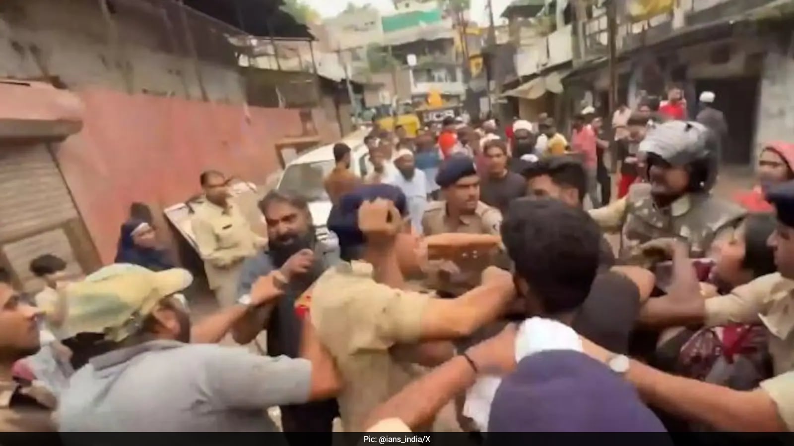 Indore Authorities Clear Encroachments on Kanh River Banks, Six Arrested