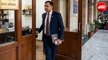 सैलरी से लेकर रुतबे तक, PCS से IAS बनने पर क्या-क्या बदल जाता है?