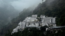 Vaishno Devi Yatra 2026: Train Routes, Flight Details And Travel Time From Delhi