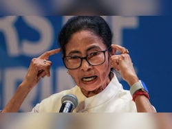 "Can't Step Out Of Home": Mamata Banerjee's Big Charge Against BJP In Bengal