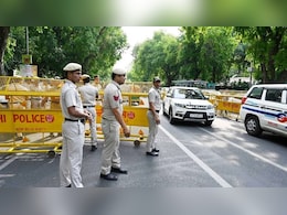 दिल्ली: हेड कांस्टेबल ने पहले पत्नी की हत्या की, फिर खुद लगा ली फांसी; बच्चों के घर लौटने पर खुला राज