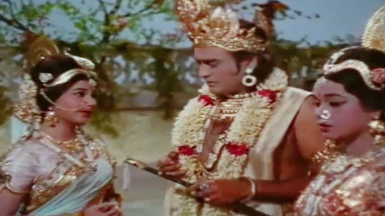58 साल पुराना कृष्ण-सत्यभामा-राधा-रुक्मणि की कहानी का मधुर गाना, जन्माष्टमी ही नहीं हर वक्त सुनना चाहेंगे 9 मिनट 58 सेकंड की ये महिमा