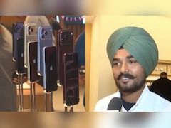 Punjab Man Reaches Apple's Noida Store At 6 AM, Becomes 1st To Buy iPhone 18 Pro Max