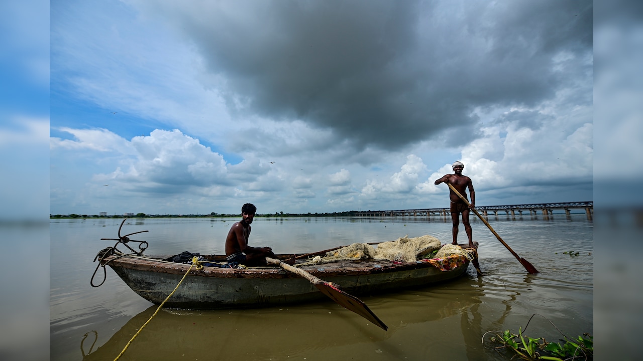 Bihar Floods: Over 47 Lakh People Affected Across 15 Districts; Ganga Stays Above Danger Mark