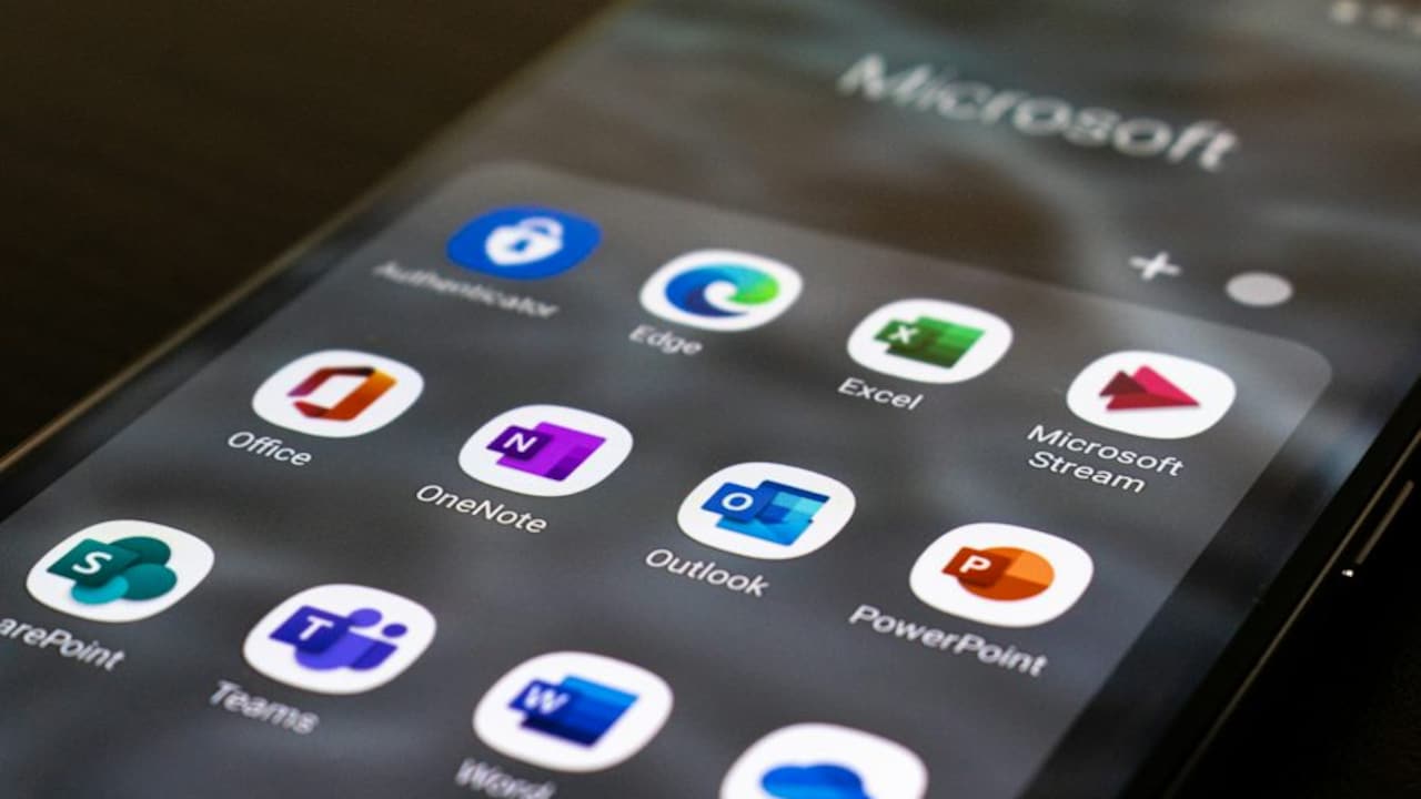Microsoft Announces Grok Rollout To Copilot Across Office 365 Apps In Multi-Model Push