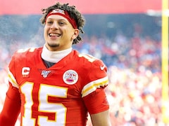 Patrick Mahomes’ Chiefs Teammates Make LeBron James Comparison After QB’s Remarkable Start Following ACL Injury