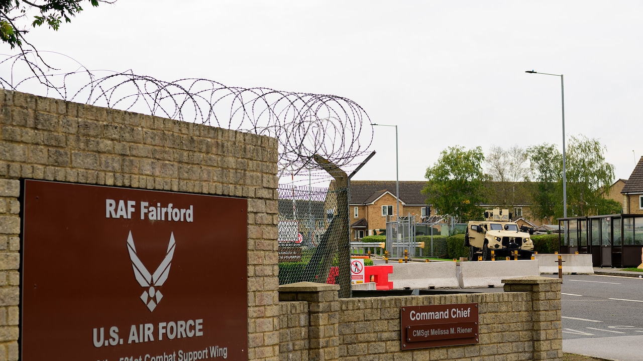 5 Men Arrested Near UK's RAF Fairford Base Used For Iran Strikes