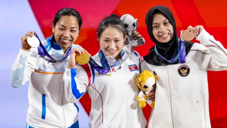 Asian Games Day 4 Highlights: Mirabai Chanu Wins Silver, India Add Soft Tennis Medal; Check Results