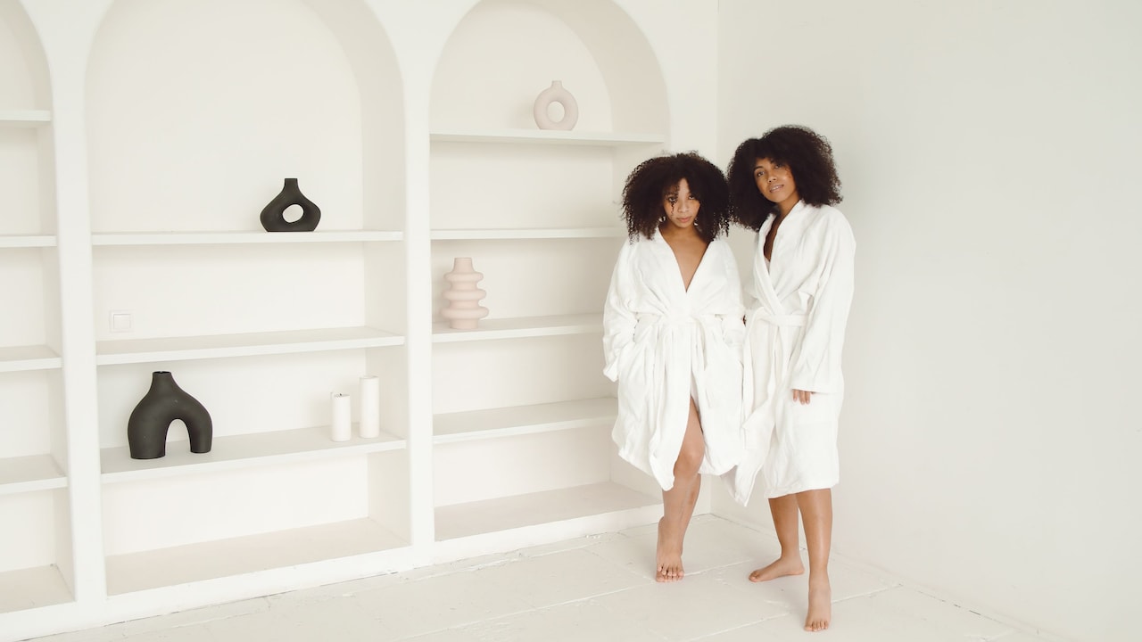 Which bathrobe do you want to grab under ₹1000? Which bathrobe do you want to grab under ₹1000?