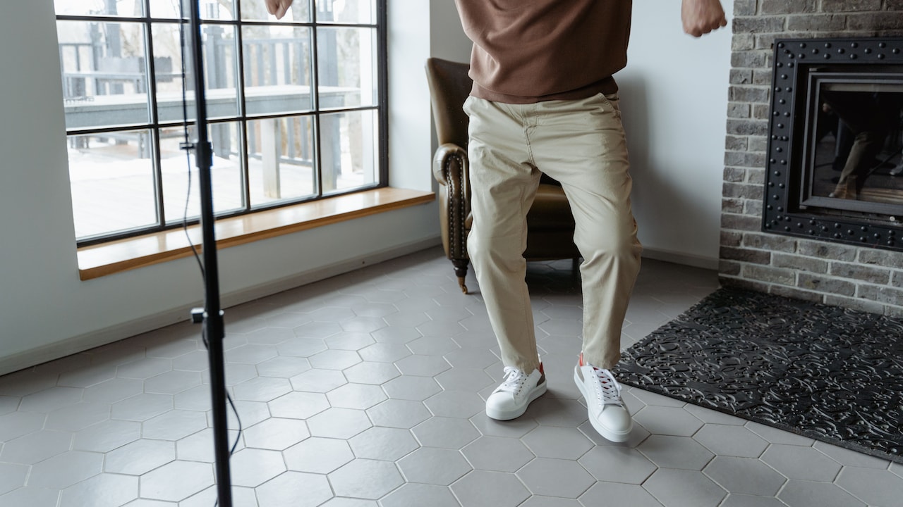 A pair of well-fitted slim chinos, styled for a smart yet relaxed everyday look A pair of well-fitted slim chinos, styled for a smart yet relaxed everyday look