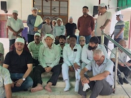 Harish Rawat Observes '<i>Maun Vrat</i>' In Delhi Over Case Against Rahul Gandhi