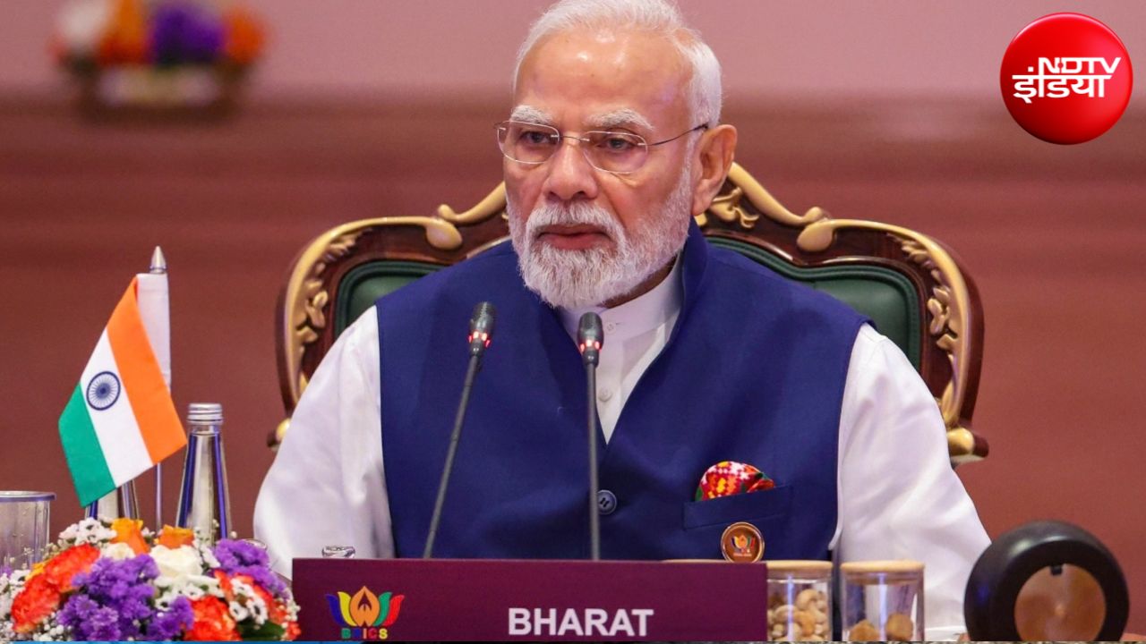 नरेंद्र मोदी ने अपनी मां से किए थे दो वादे, इन वादों ने बदल दी भारत की तस्वीर