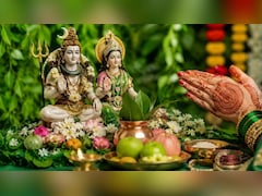 हरतालिका तीज पर माता पार्वती को क्या चढ़ाएं? जानें विशेष भोग और पूजा सामग्री