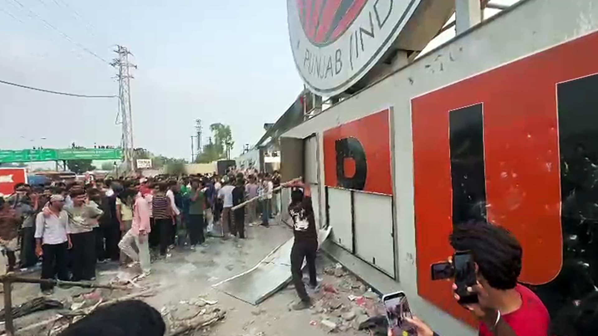 LPU Violence Explained: Rumour, Protests, Police Clash & Political Blame