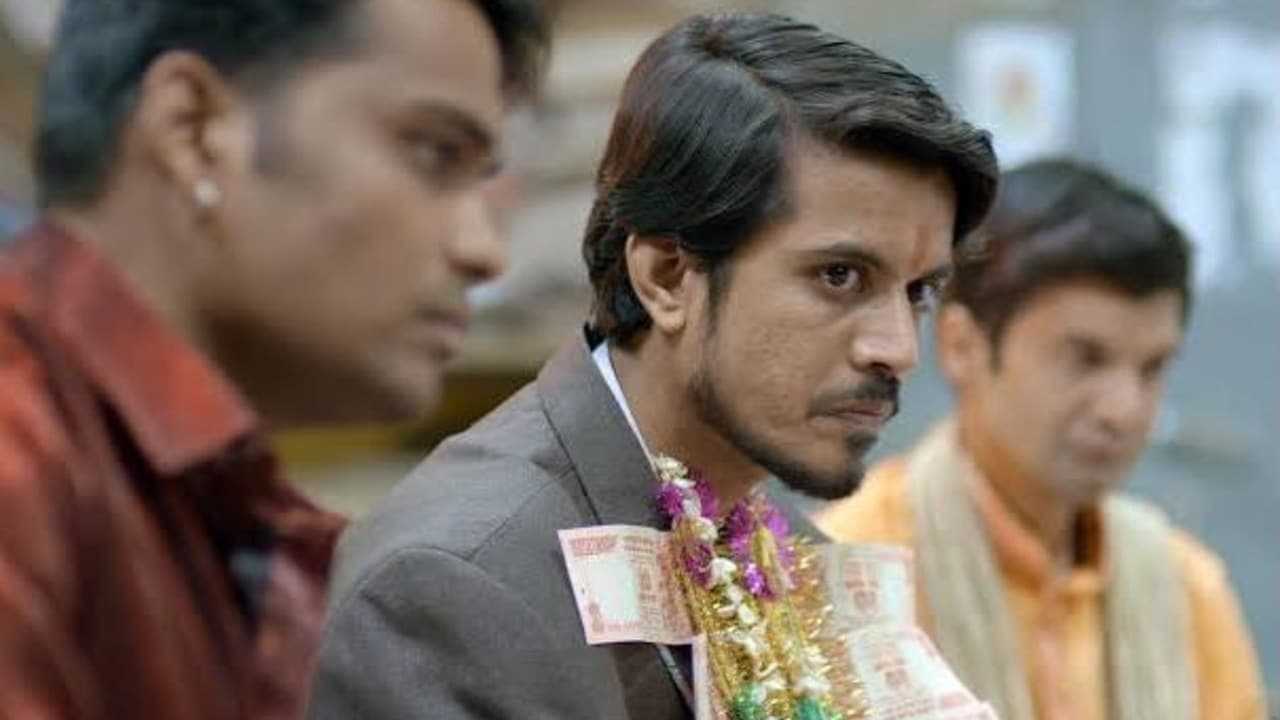 OTT की हिट सीरीज 'पंचायत' के दामाद जी भूतों के साथ मना चुके हैं पिकनिक! बोले- बड़ी इच्छा थी एक बार आमना-सामना हो जाए