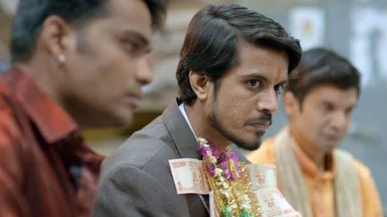 OTT की हिट सीरीज 'पंचायत' के दामाद जी भूतों के साथ मना चुके हैं पिकनिक! बोले- बड़ी इच्छा थी एक बार आमना-सामना हो जाए