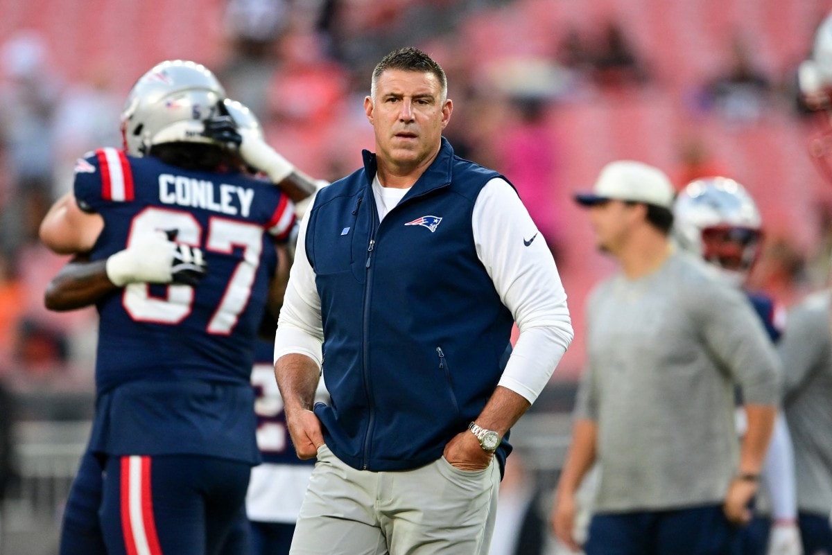 Mike Vrabel's Blunt Drake Maye Take Raises Eyebrows