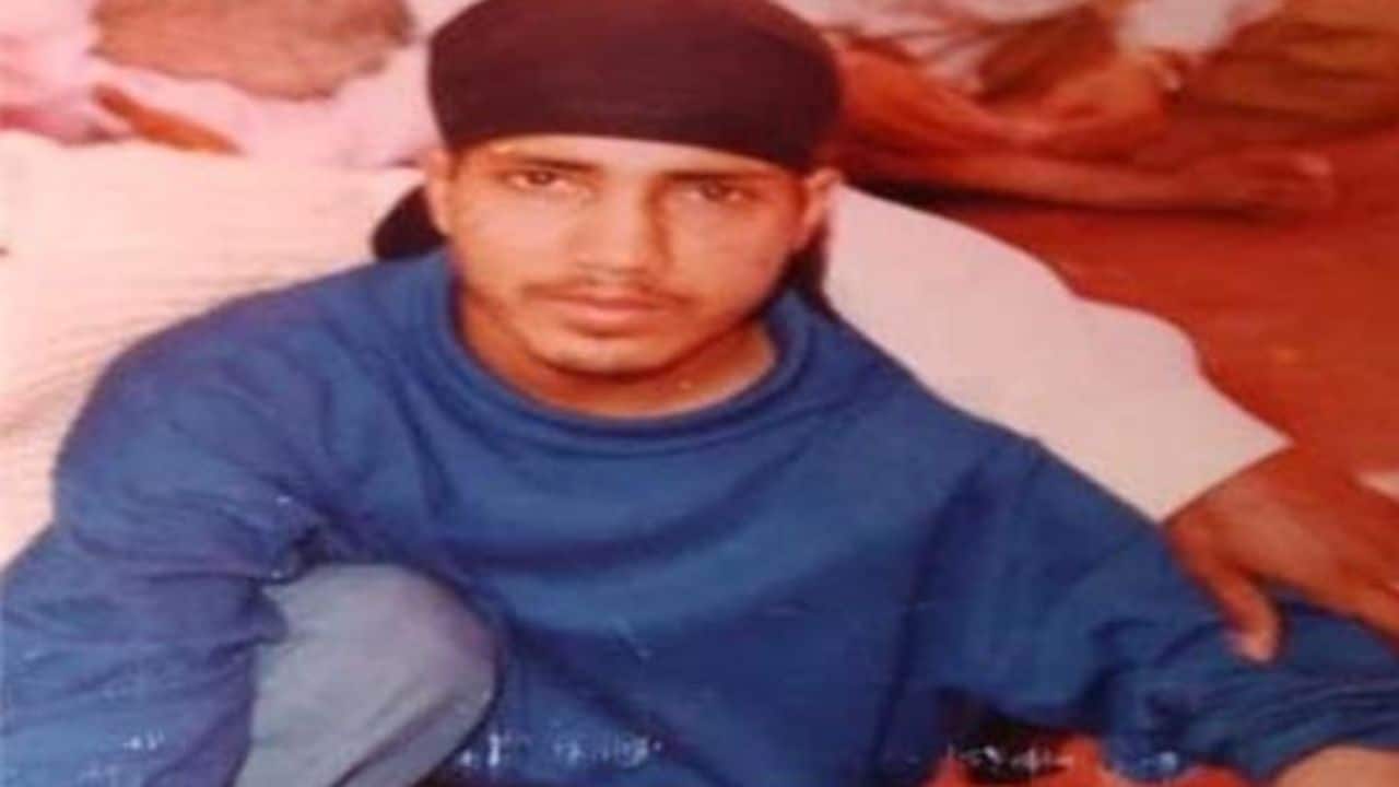 एक शो के मिलते थे 500 रुपये फिर भी एक करोड़ की कार में काम मांगने निकलता था ये सिंगर, इस झूठ से मिला पहला बॉलीवुड सॉन्ग