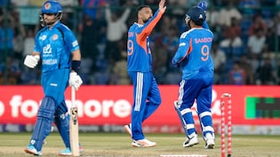 भारत को बड़ा झटका, वरुण चक्रवर्ती अफगानिस्तान के खिलाफ T20 सीरीज से बाहर, एशियन गेंम्स में भी खेलने पर संदेह