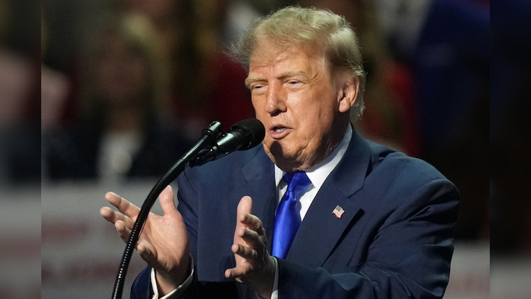Trump Promises $5,000 'Dividend' To American Adults If Republicans Win Mid-Term Elections