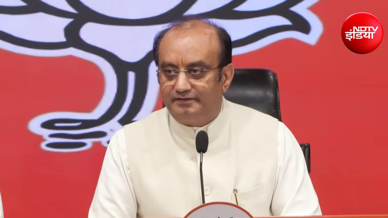 राहुल गांधी में दम नहीं है अपने दम पर खानदानी सीट जीत लें: सुधांशु त्रिवेदी