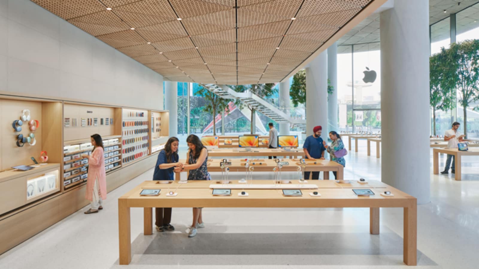 Apple Conducts Second Layoff Round, Cuts Jobs in Fitness Audio Team
