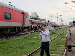 महानंदा एक्सप्रेस के 3 डिब्बे पटरी से उतरे, आरा रेलवे स्टेशन के पास हुआ हादसा, बड़े अधिकारी मौके पर
