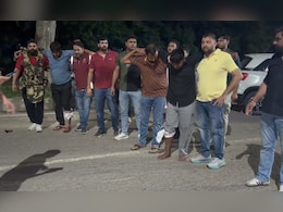 दिल्ली के रोहिणी में पुलिस और बदमाशों की मुठभेड़, हिमांशु भाऊ गैंग के 2 शूटरों के पैर में लगी गोली