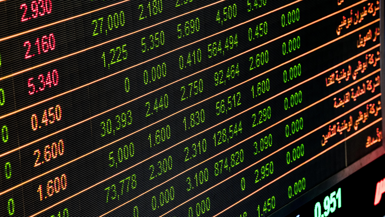 Asian Shares Decline As AI Stocks Fall Amid Calls To Slow Development