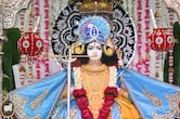 मां त्रिपुर सुंदरी का ऐसा अद्भुत रूप पहले नहीं देखा होगा! जन्माष्टमी पर कृष्ण स्वरूप ने मोहा मन