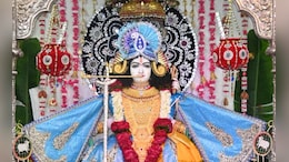 मां त्रिपुर सुंदरी का ऐसा अद्भुत रूप पहले नहीं देखा होगा! जन्माष्टमी पर कृष्ण स्वरूप ने मोहा मन