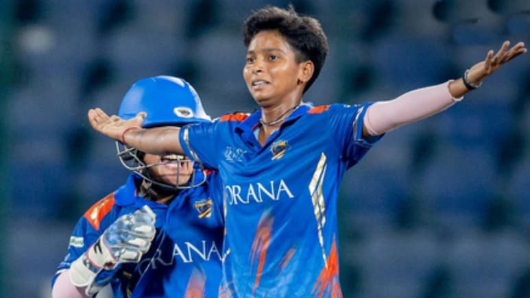 DPL 2026 Final: नॉर्थ दिल्ली स्ट्राइकर्स बनी चैंपियन, साउथ दिल्ली को 6 विकेट से हराया