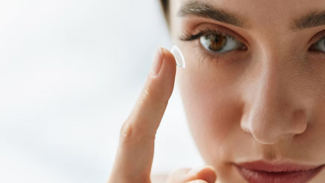 Contact lens users should remove their lenses immediately if they develop redness
