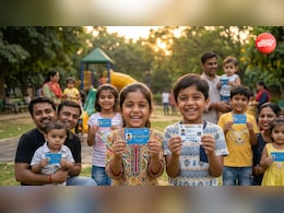 2 मिनट में बनेगा छोटे बच्चों का नीला Aadhar Card! जानें कौन से कागजात हैं जरूरी