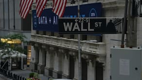 US Stock Market Today: Nasdaq Slumps Over 1%, S&P 500, Dow In Red As Bond Yields Spike