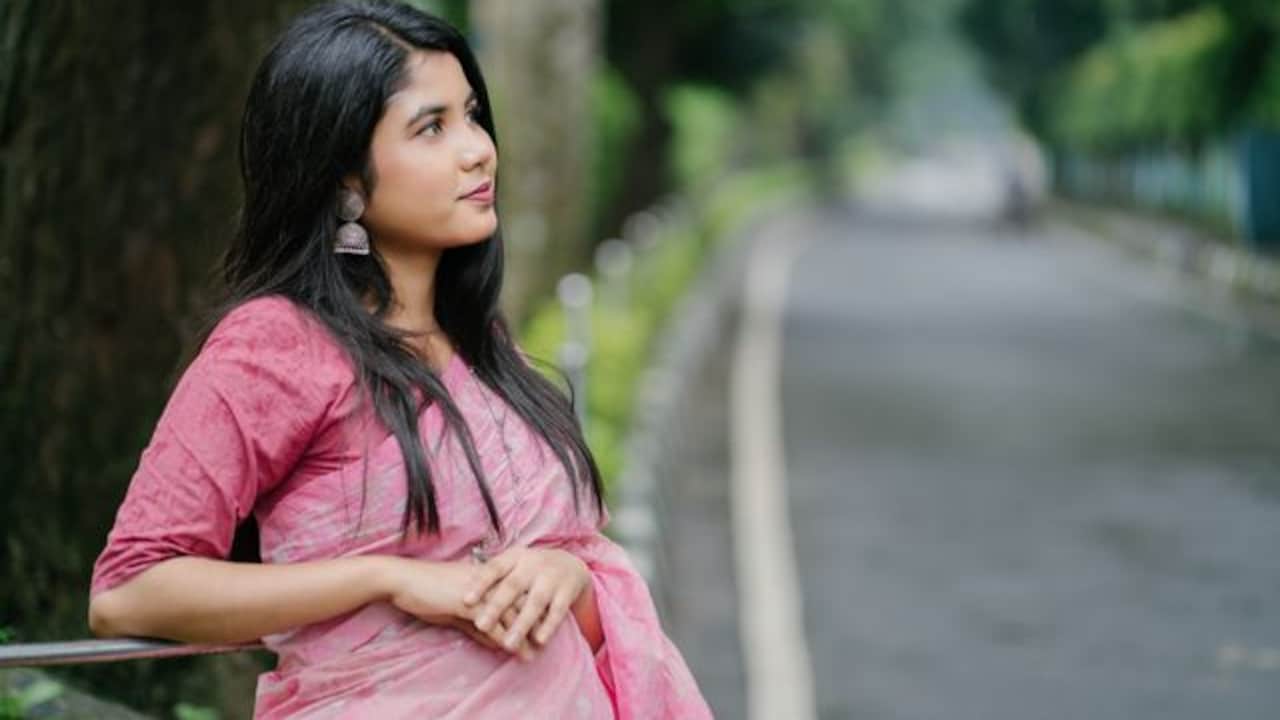 Draping myths about organza sarees Draping myths about organza sarees