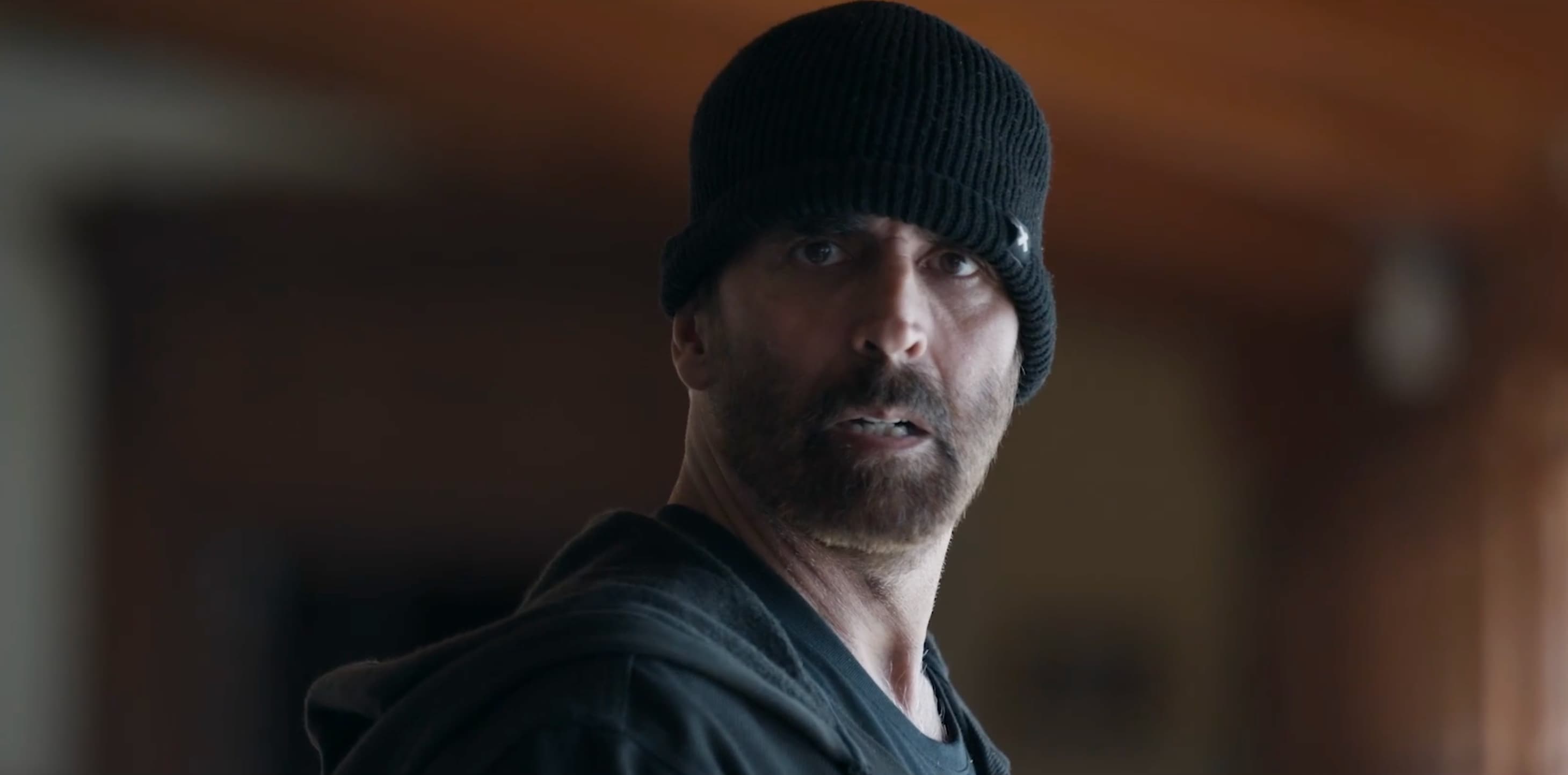 Akshay Kumar marks 59th birthday, posting a fan message with a “Haiwaan” tease