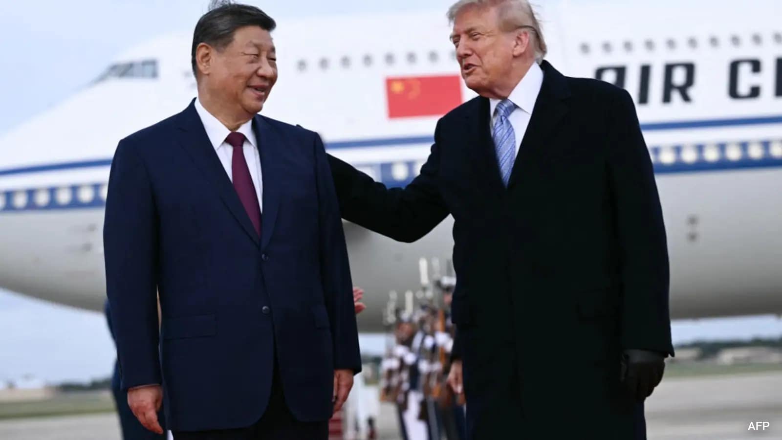 Xi Jinping Arrives in US for State Visit, Trump Welcomes at Airport