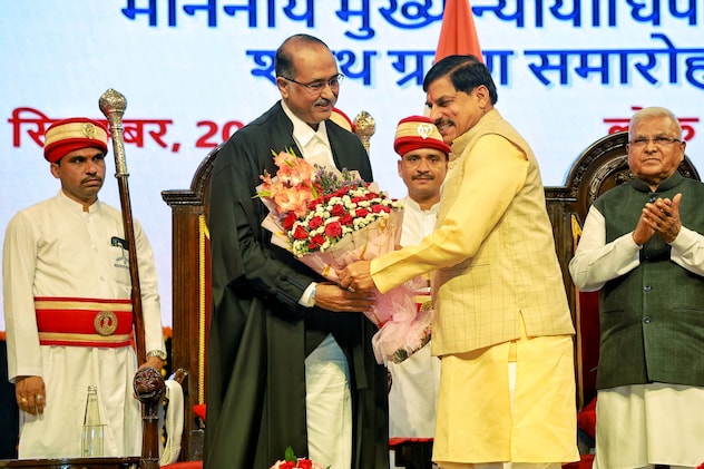 मध्य प्रदेश हाईकोर्ट के मुख्य न्यायाधीश बने अल्पेश यशवंत कोगजे, राज्यपाल ने आज दिलाई शपथ